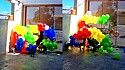 Após festa de aniversário cães se divertem estourando balões.