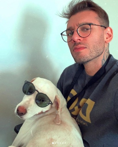 Lucas Lucco faz uma declaração ao seu cão Uaiti em post emocionante no Instagram. (Foto: Instagram/@lucaslucco) 