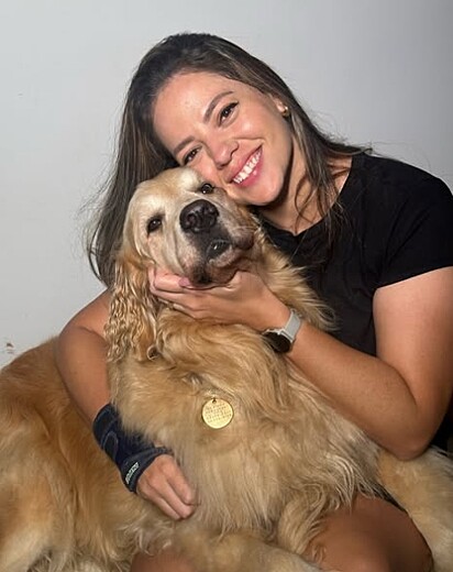 Luana inspira outros tutores com seu amor por goldens.