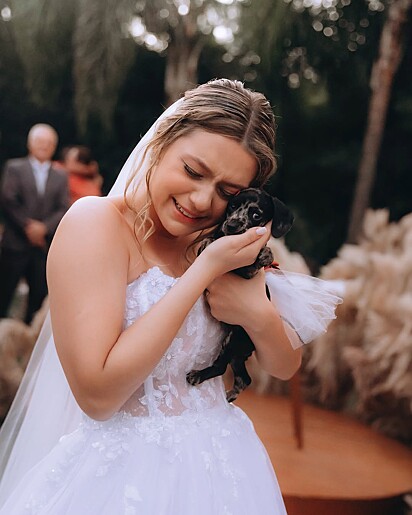 Gabi ficou duplamente feliz.