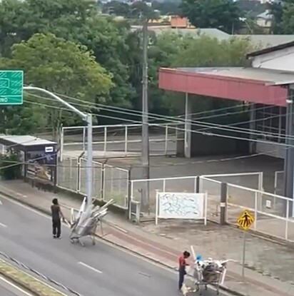 Uma cena comovente em Criciúma, Santa Catarina, emocionou a todos.