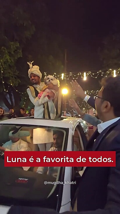 Luna compareceu utilizando um vestido confeccionado especialmente para ela.