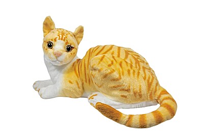 2. Gato de Pelúcia Deitado Realista 38cm – R$ 72,80 a R$ 78,99