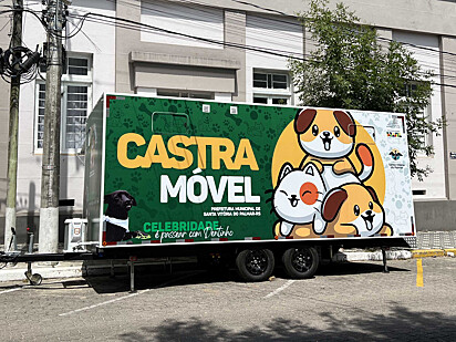 Castramóvel, uma unidade equipada para realizar cirurgias em diferentes pontos da cidade.