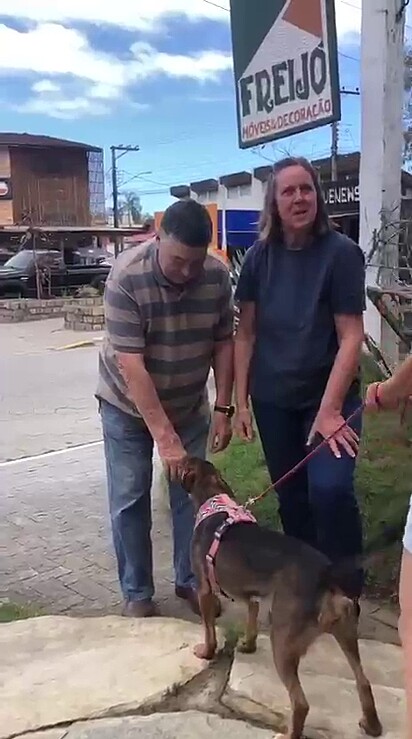 Ela estava há um ano esperando por adoção.