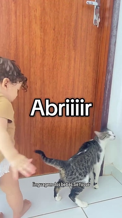 Zayan sabe a quem recorrer quando quer ajuda.