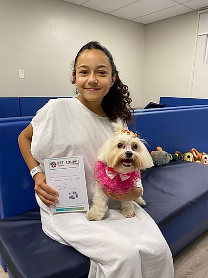 Amora adora visitar outros pacientes.