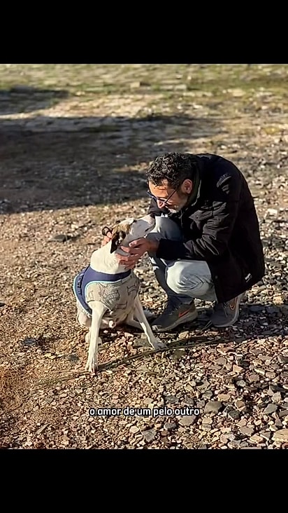 Gabriel tirou a sorte grande ao ser adotado por Paulo.