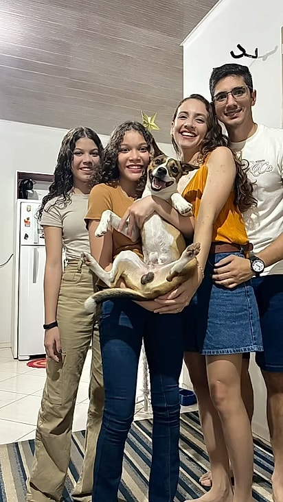 Como ficou a foto em família.