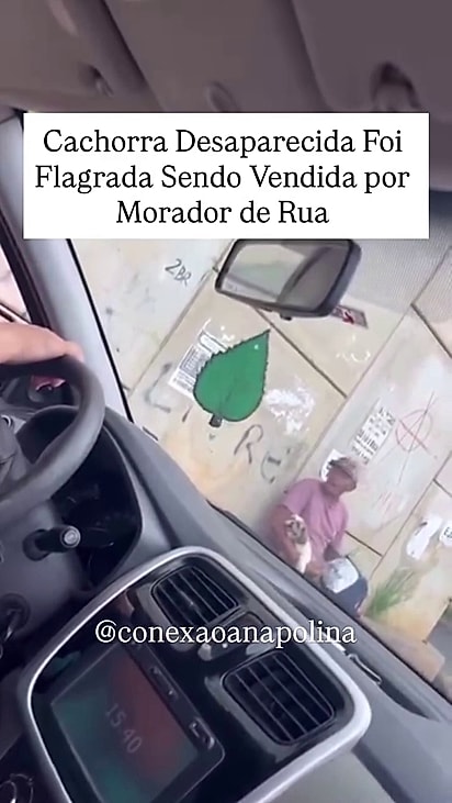 O homem abordava pessoas e oferecia a cachorrinha em troca de dinheiro.