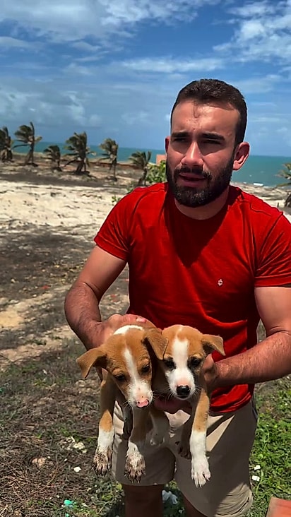 O influenciador resgatou os dois irmãos.