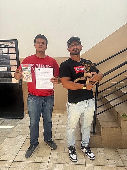 A família assistiu o vídeo e correu para adotá-lo.