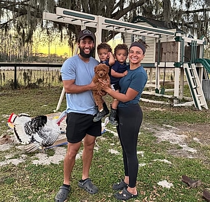 Ronaldo presenteou a esposa com um goldendoodle.