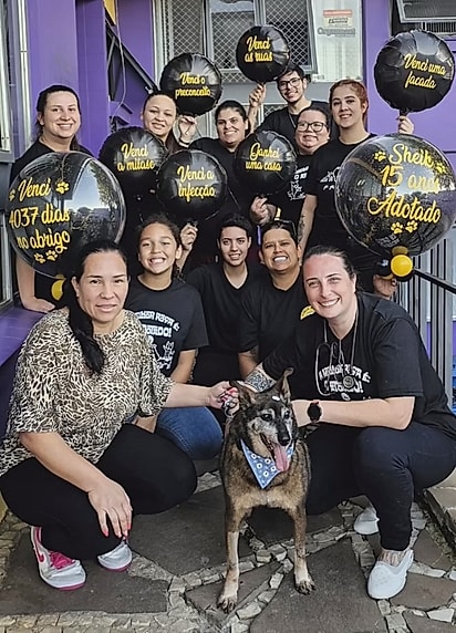 Em maio do ano passado ele foi adotado. 