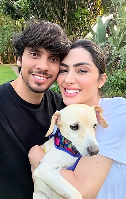 Costelinha com sua nova família.