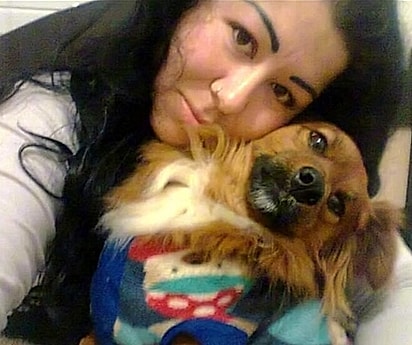 Virgínia com o antigo mascote.