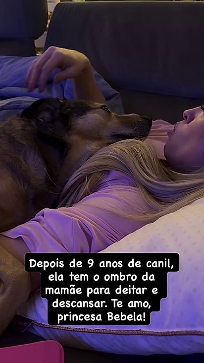 Após nove anos ela finalmente tem uma família pra chamar de sua.