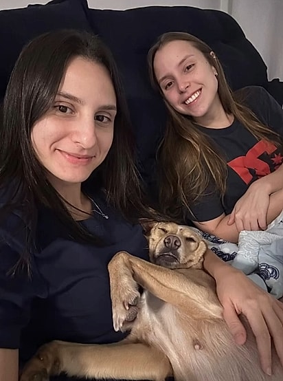 Lady com a sua nova famíilia.